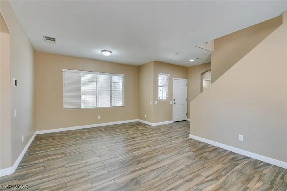 8944 Bandinella Avenue Las Vegas, NV 89148