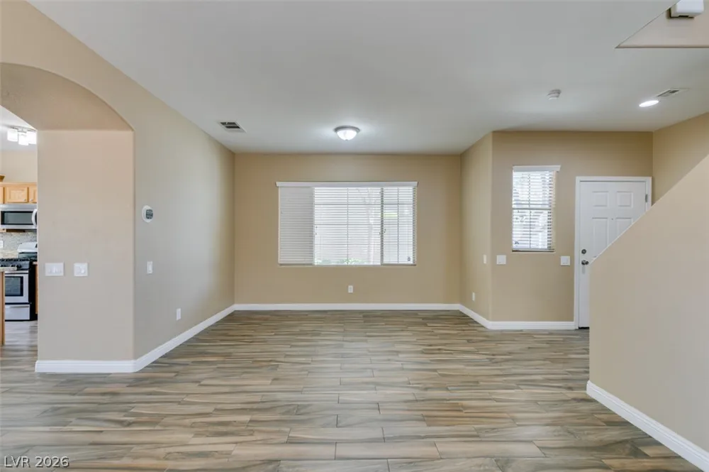 8944 Bandinella Avenue Las Vegas, NV 89148