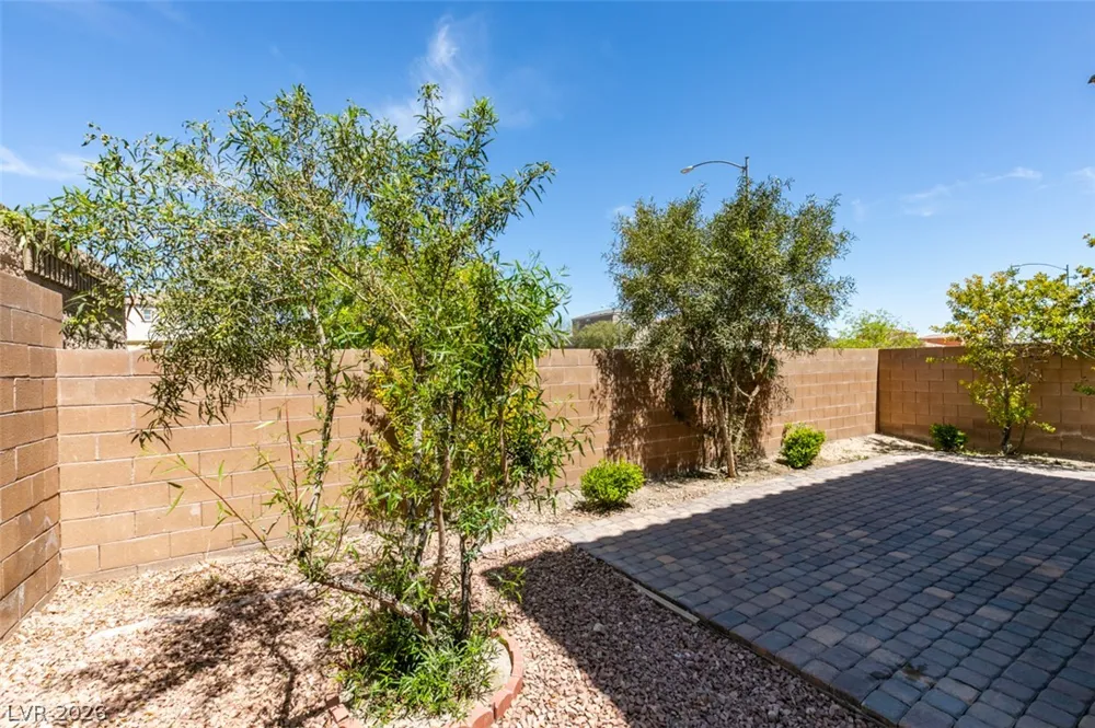 8944 Bandinella Avenue Las Vegas, NV 89148