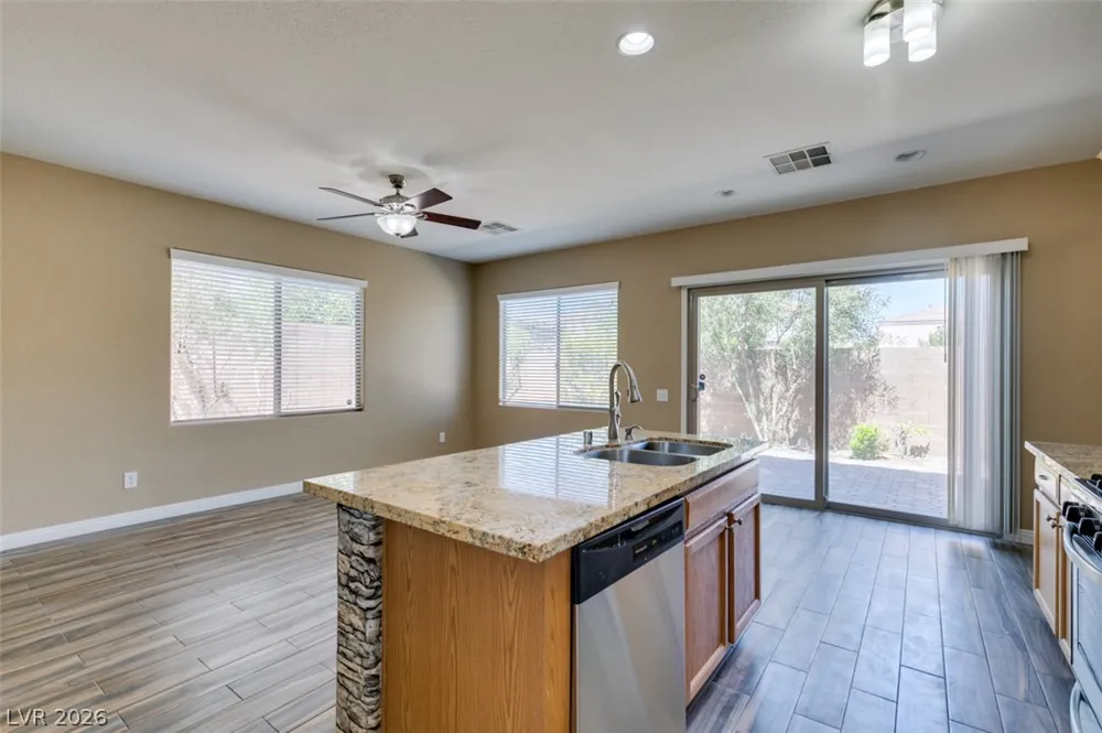 8944 Bandinella Avenue Las Vegas, NV 89148