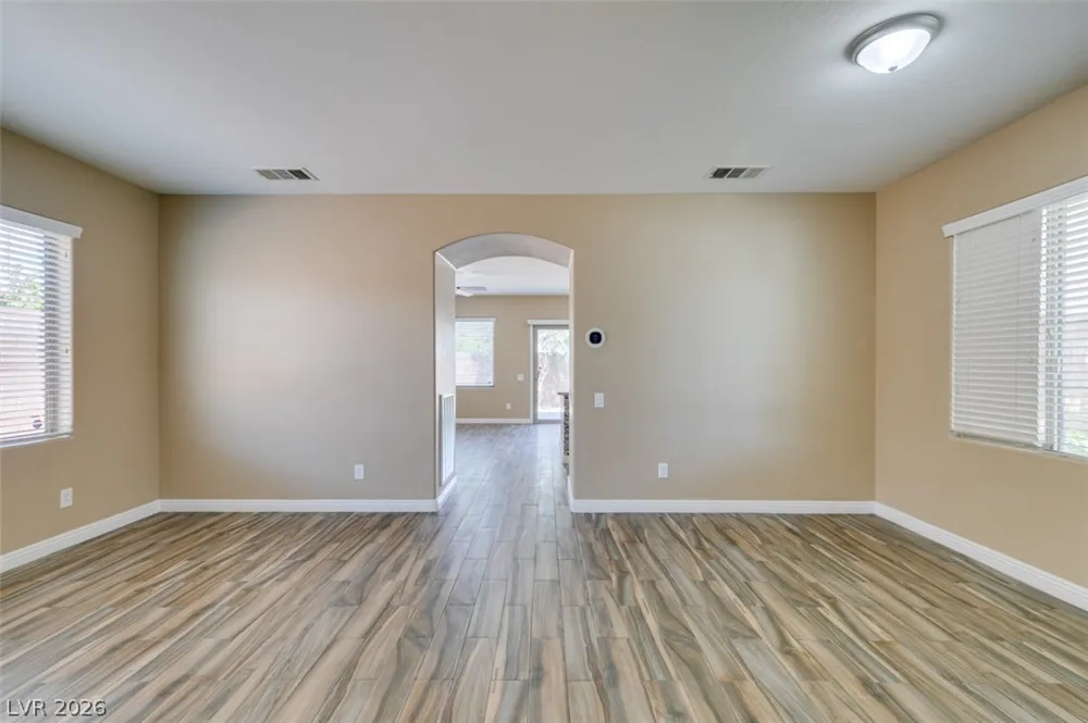 8944 Bandinella Avenue Las Vegas, NV 89148