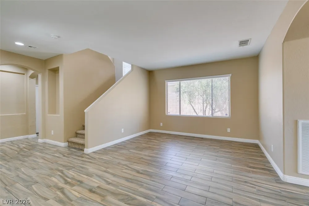 8944 Bandinella Avenue Las Vegas, NV 89148
