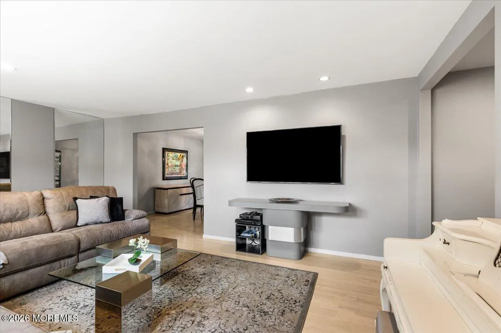3 Inge Lane Marlboro, NJ 07746