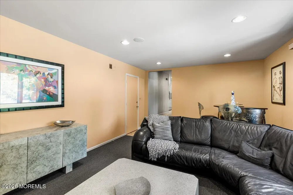 3 Inge Lane Marlboro, NJ 07746