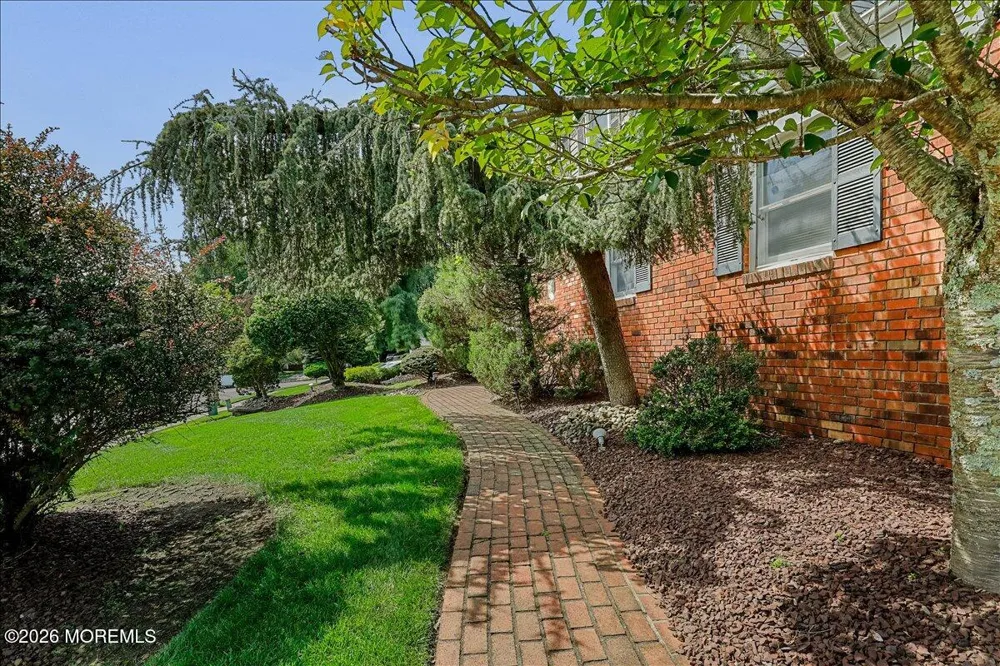 3 Inge Lane Marlboro, NJ 07746