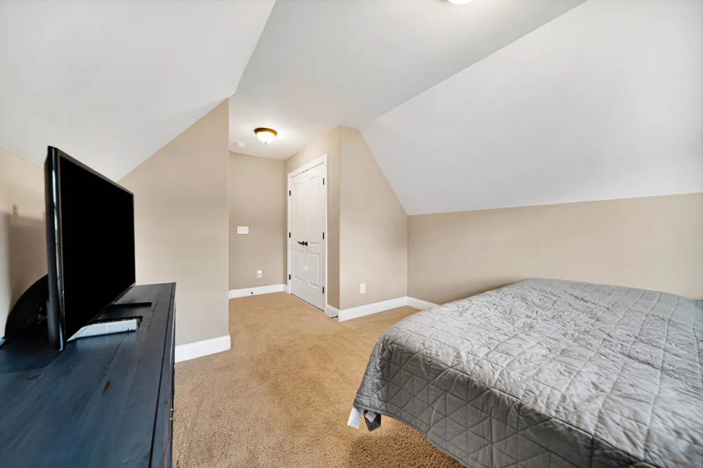 711 Shute Ln Hendersonville, TN 37075