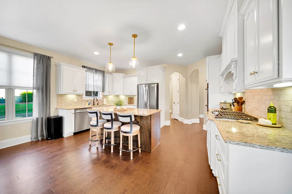 711 Shute Ln Hendersonville, TN 37075