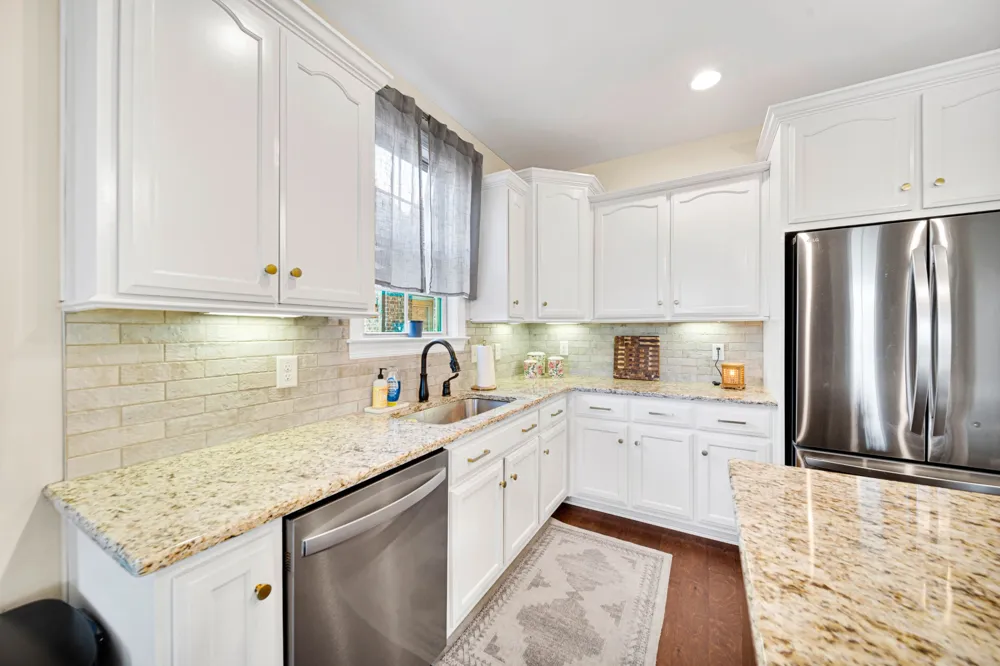 711 Shute Ln Hendersonville, TN 37075