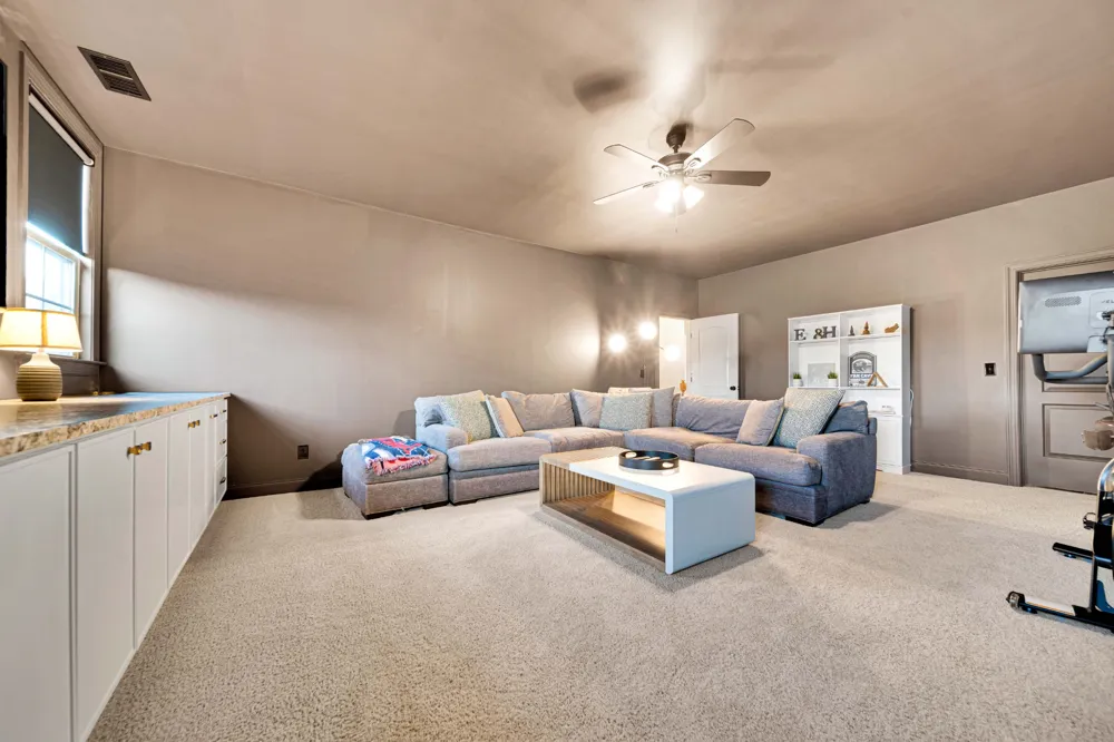 711 Shute Ln Hendersonville, TN 37075