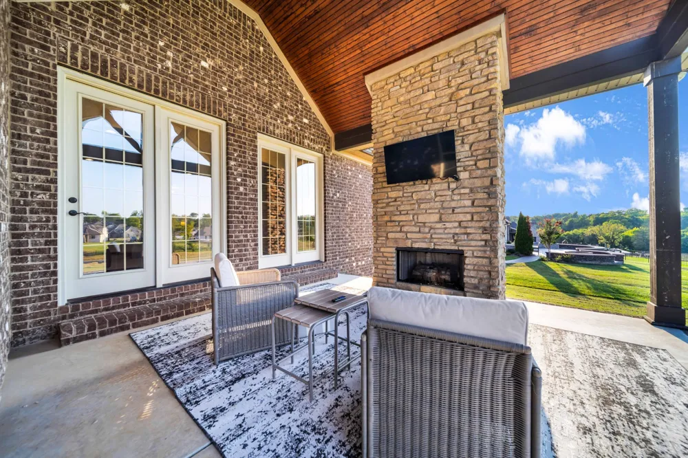 711 Shute Ln Hendersonville, TN 37075