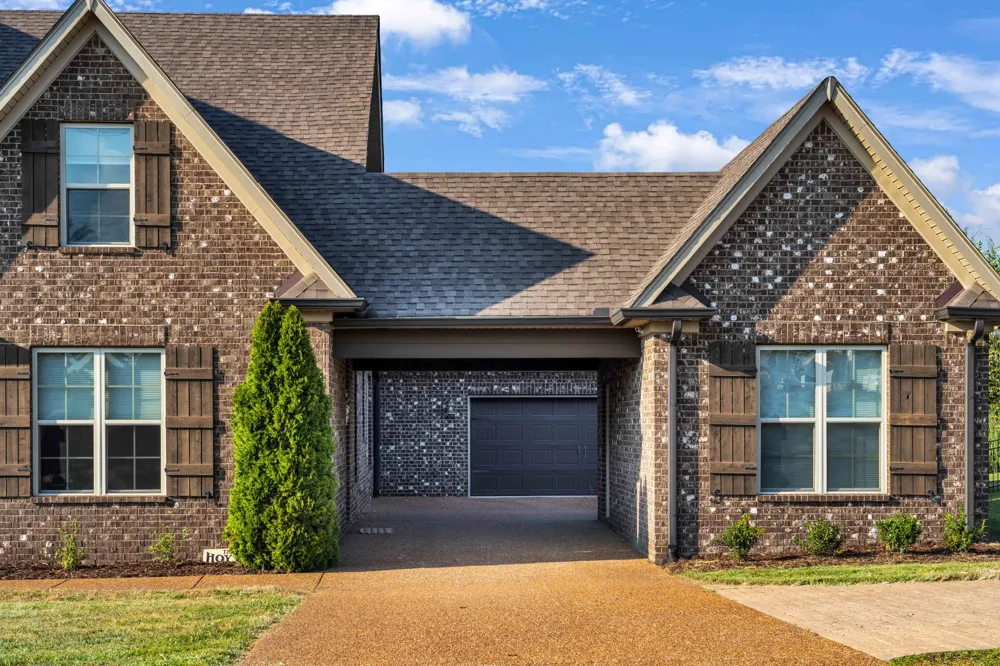 711 Shute Ln Hendersonville, TN 37075