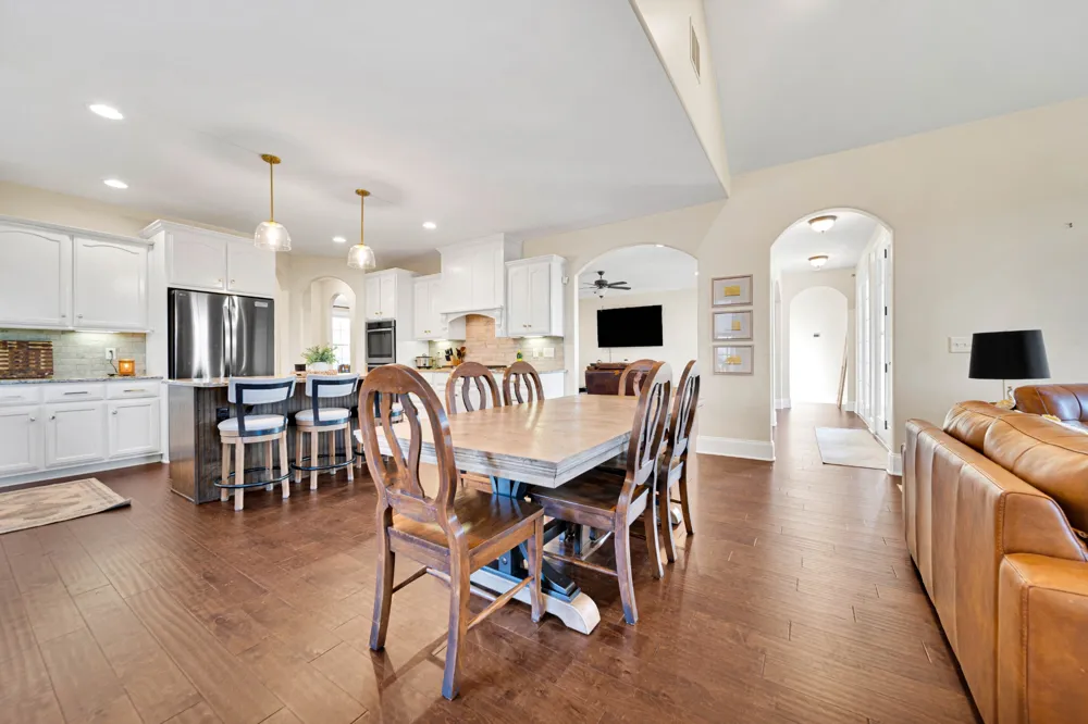 711 Shute Ln Hendersonville, TN 37075