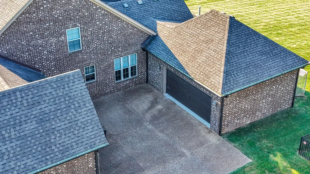 711 Shute Ln Hendersonville, TN 37075