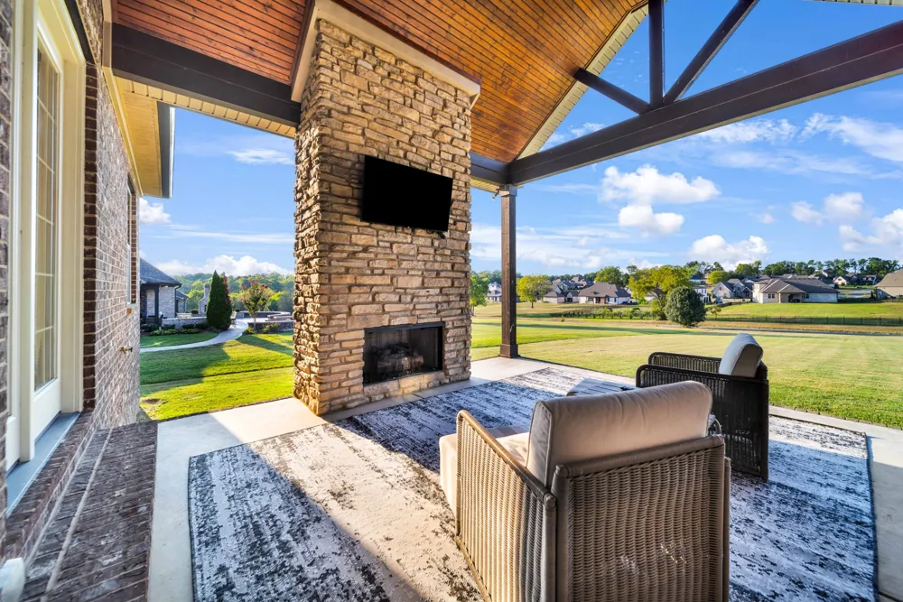 711 Shute Ln Hendersonville, TN 37075