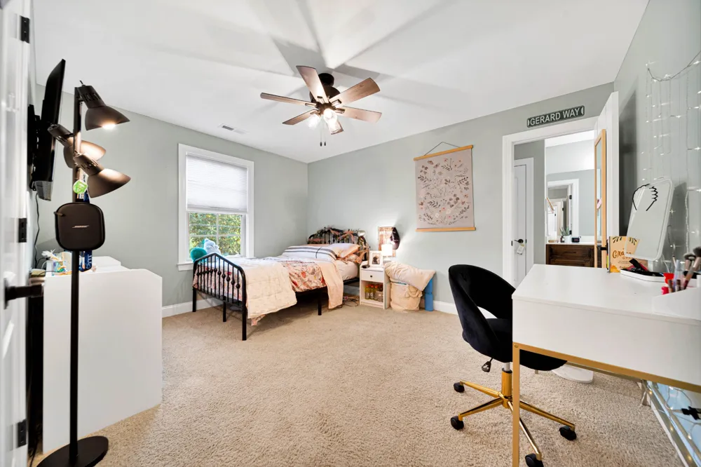 711 Shute Ln Hendersonville, TN 37075