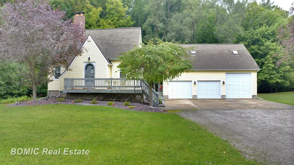 3934 Grotto Road Bridgeport Charter Township, MI 48722