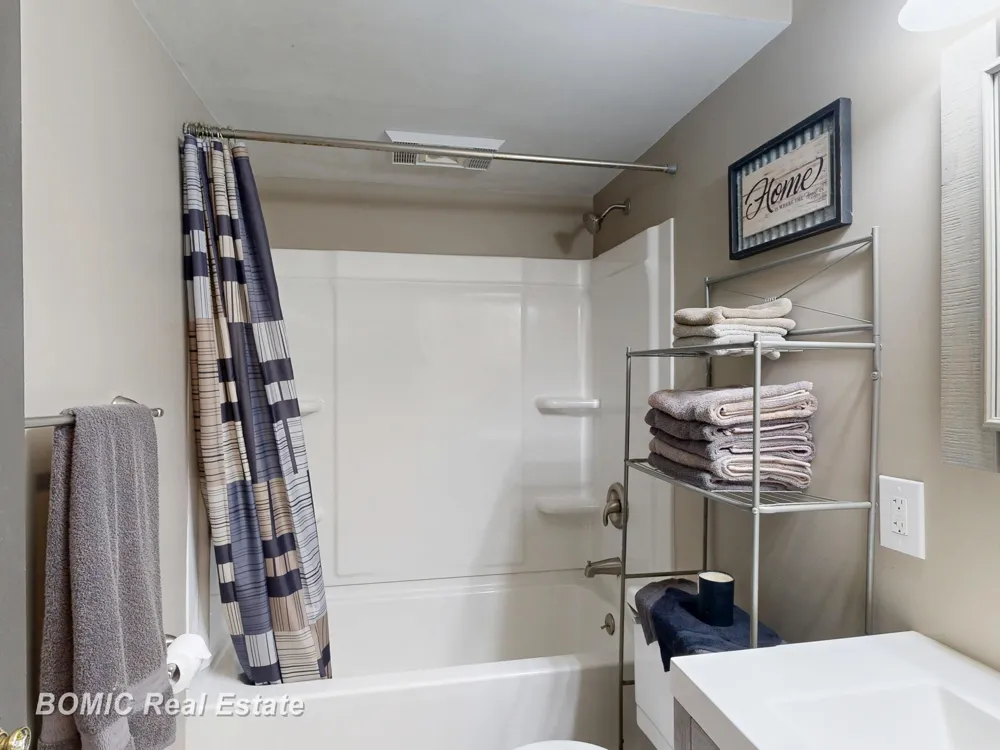 3934 Grotto Road Bridgeport Charter Township, MI 48722