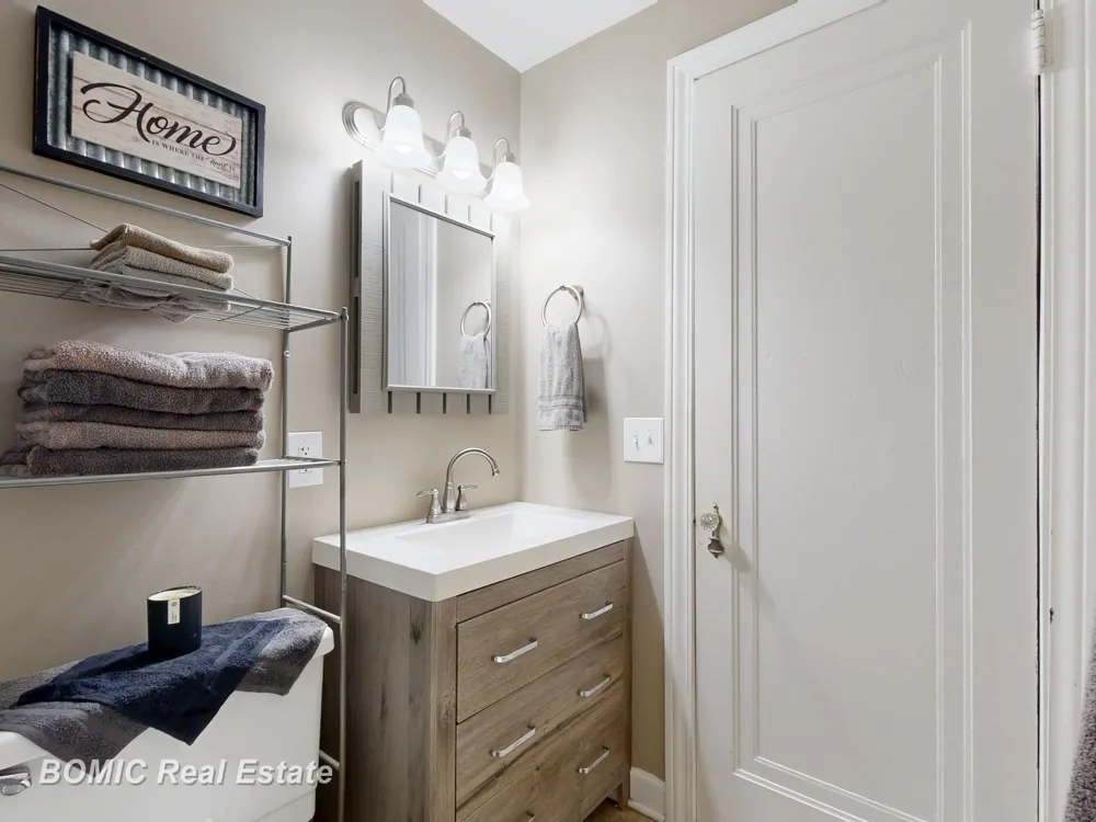 3934 Grotto Road Bridgeport Charter Township, MI 48722