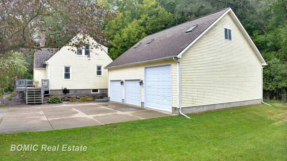3934 Grotto Road Bridgeport Charter Township, MI 48722