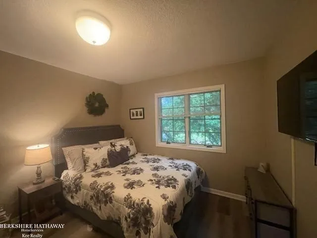 1512 E Gaylord Street Mt Pleasant City, MI 48858
