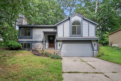 1312 Gladstone Drive SE