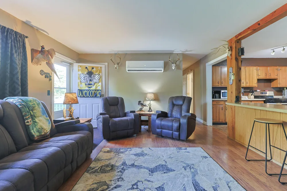 14910 Boyle Lake Road Weesaw Township, MI 49107