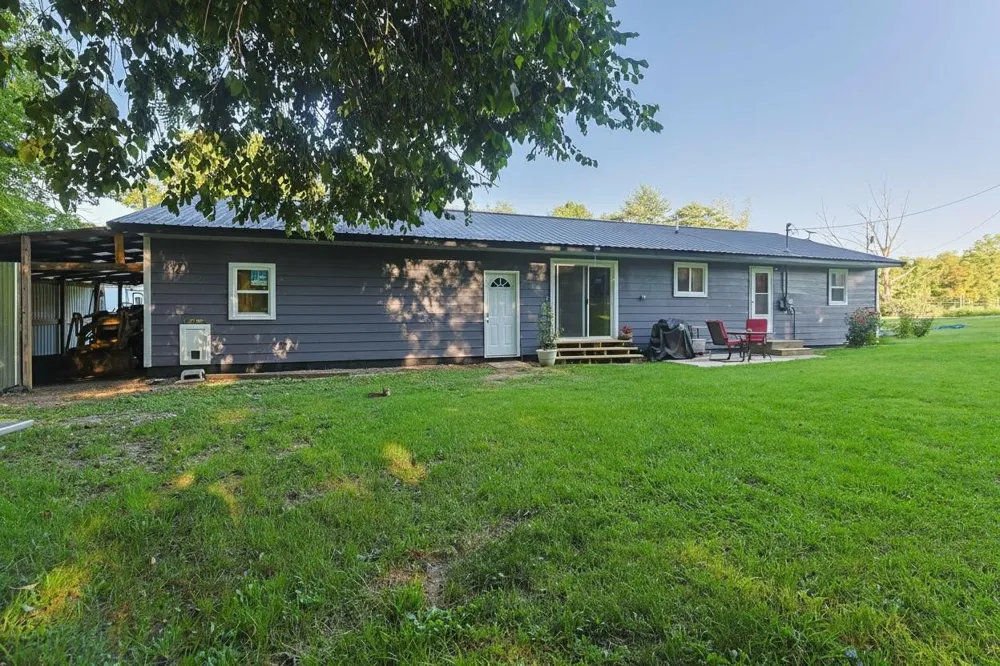 14910 Boyle Lake Road Weesaw Township, MI 49107