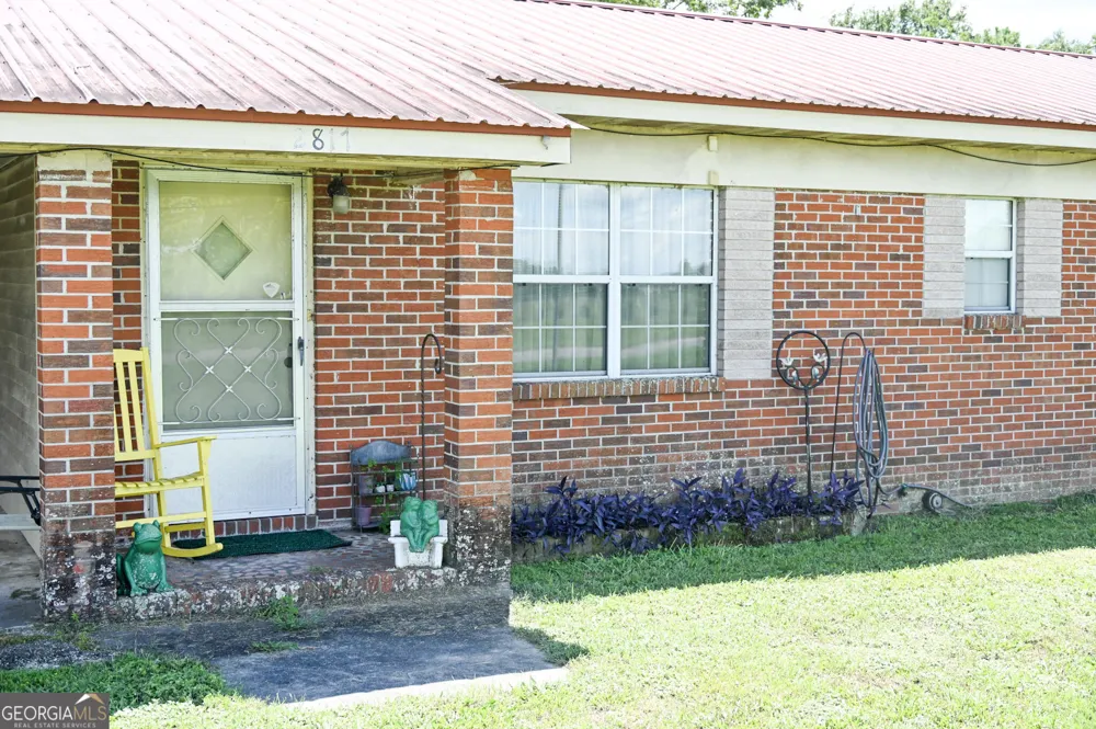 2817 Cherokee St Waycross, GA 31503