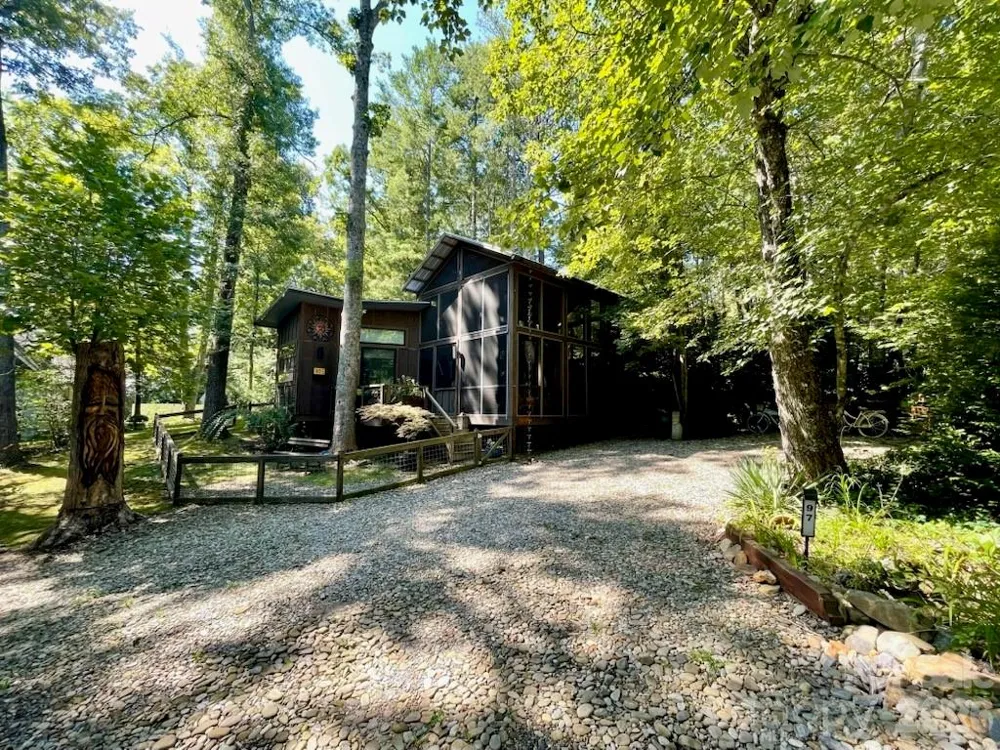 97 Fairway Drive Black Mountain, NC 28711