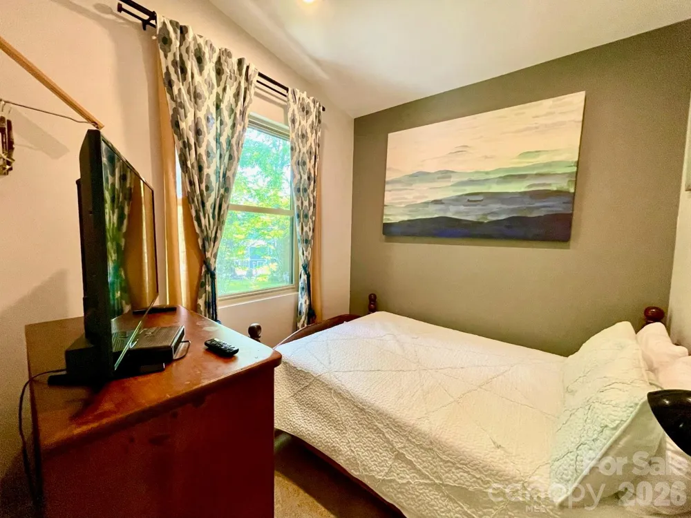 97 Fairway Drive Black Mountain, NC 28711