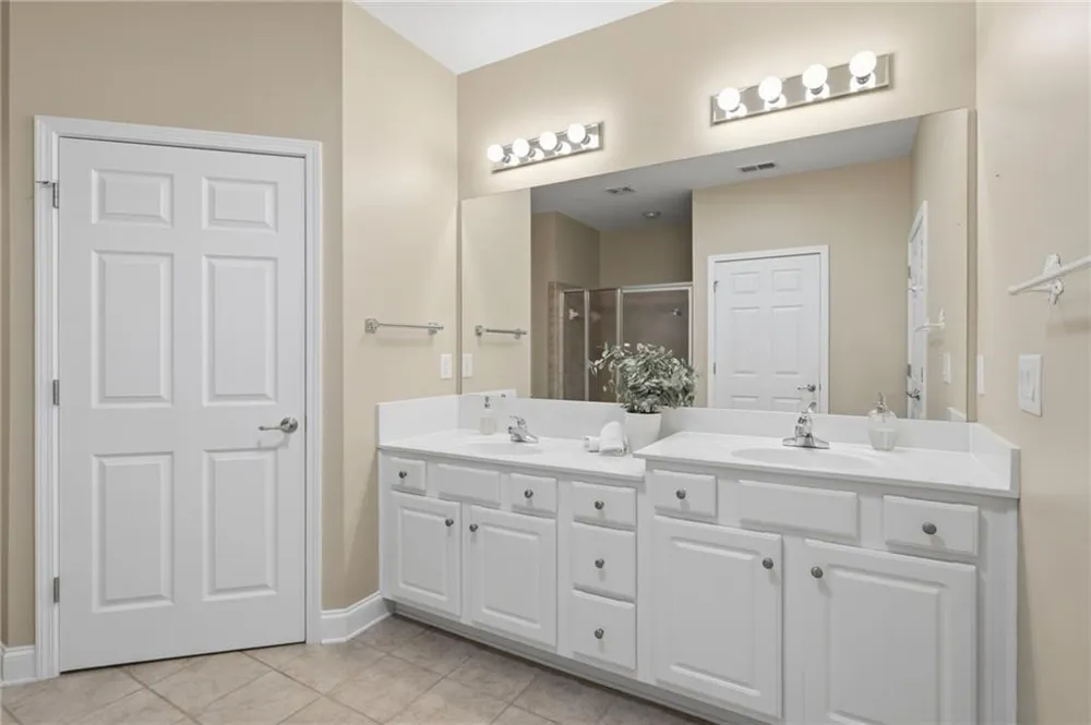 2617 Grapevine Circle #601 Cumming, GA 30041