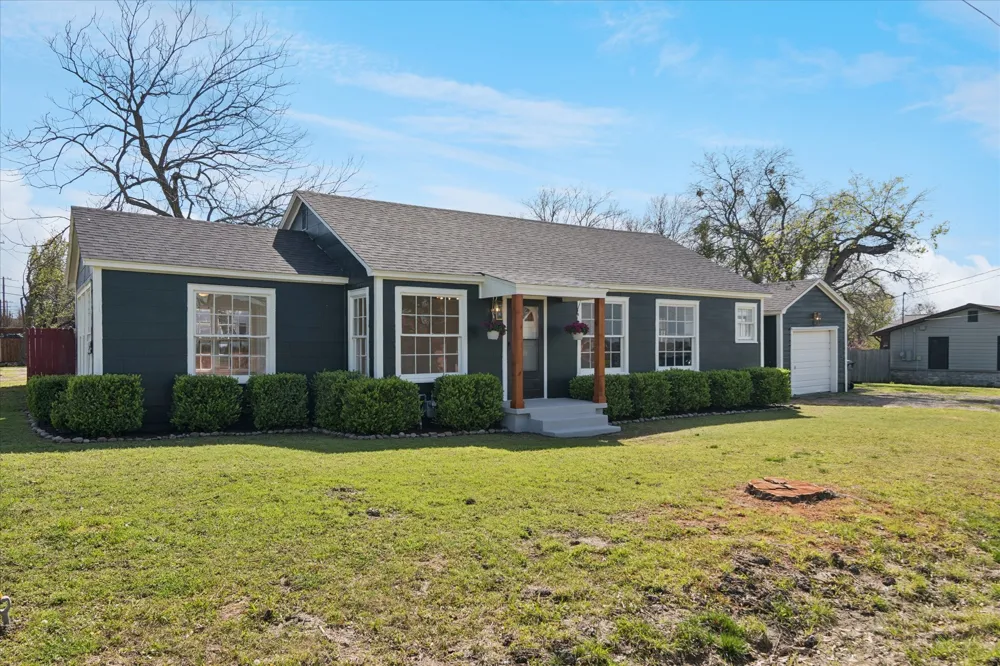 602 W Pecan Street Celina, TX 75009