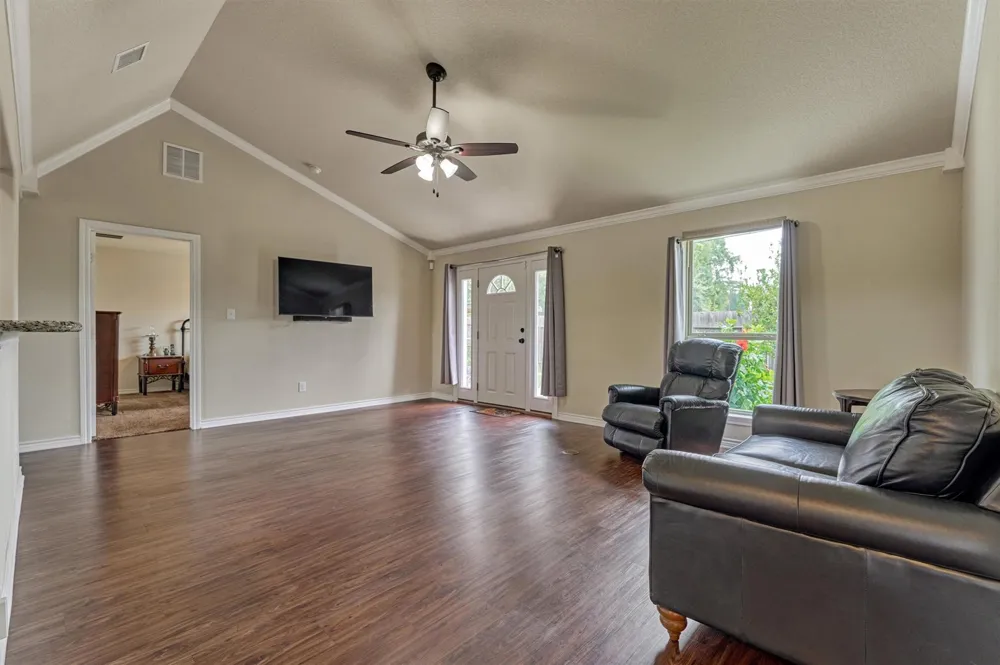 15031 Port Circle Willis, TX 77318