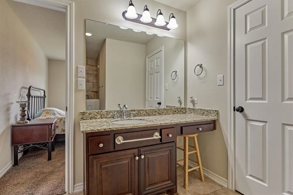 15031 Port Circle Willis, TX 77318