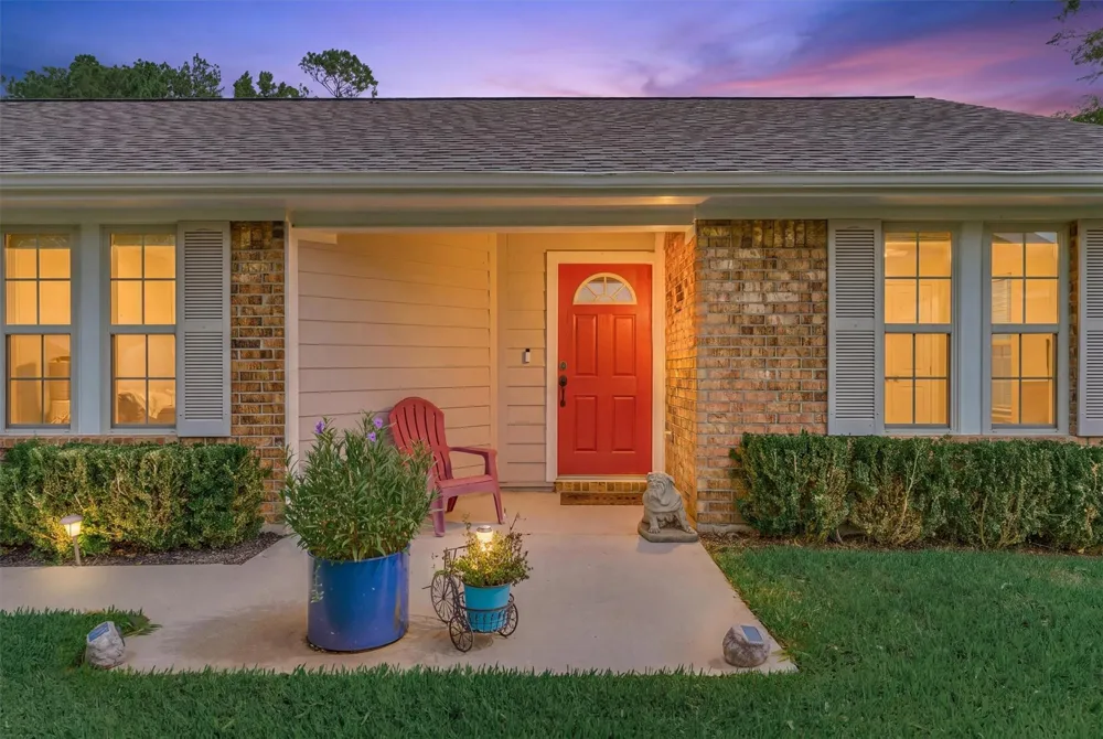 15031 Port Circle Willis, TX 77318