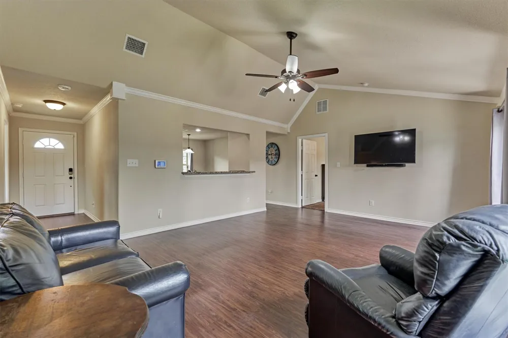 15031 Port Circle Willis, TX 77318