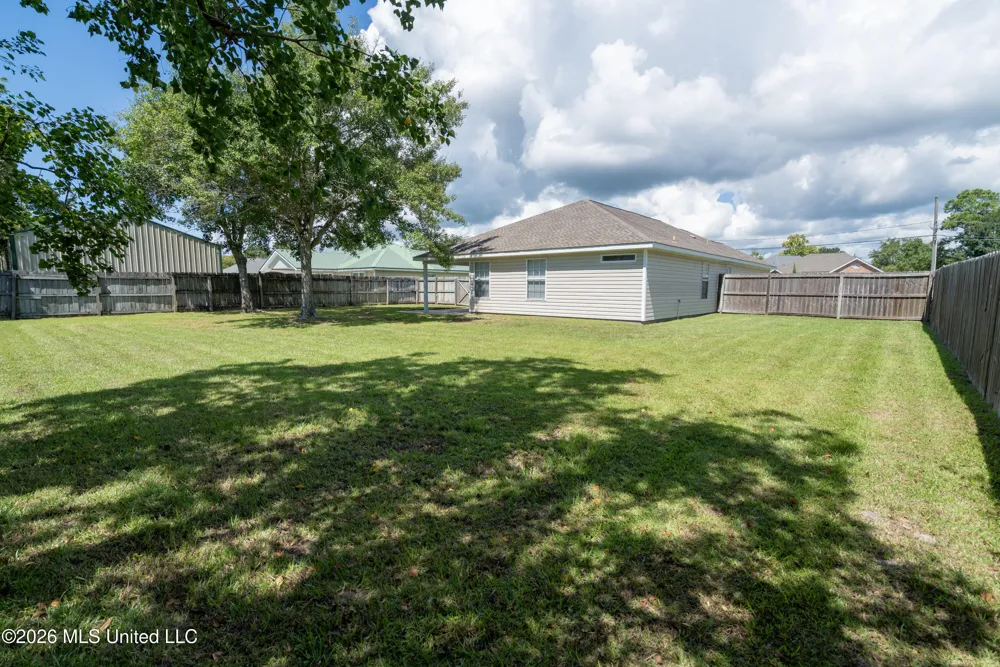 18035 Allen Road Long Beach, MS 39560