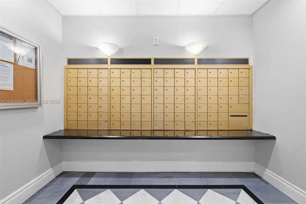 1688 West Ave #806 Miami Beach, FL 33139