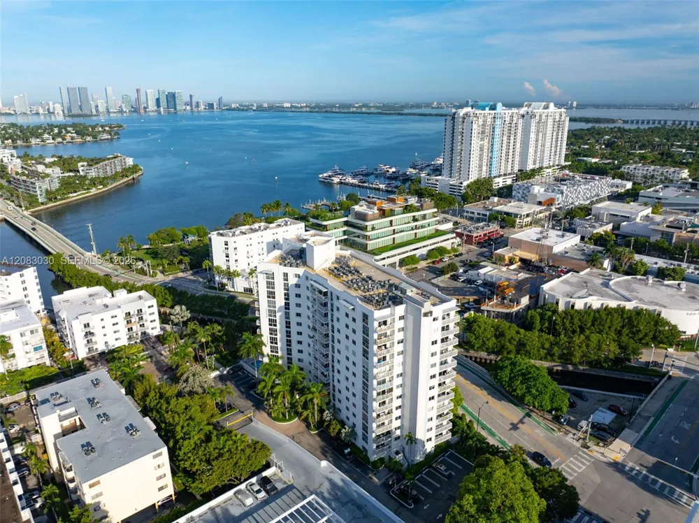 1688 West Ave #806 Miami Beach, FL 33139