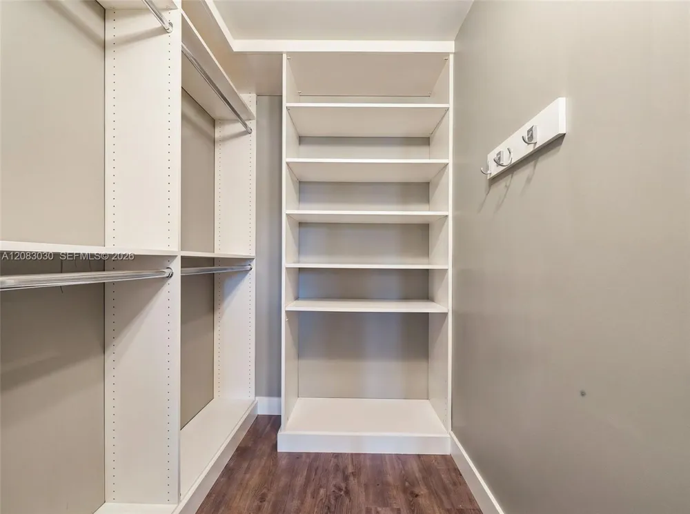 1688 West Ave #806 Miami Beach, FL 33139