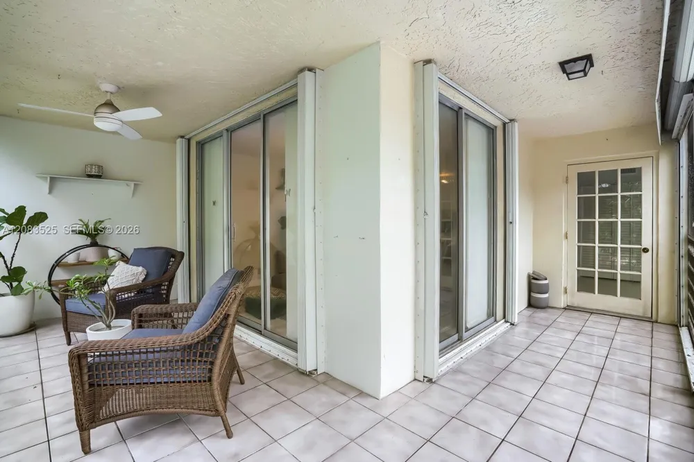 9311 Orange Grove Dr #316 Davie, FL 33324