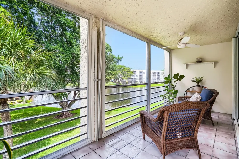 9311 Orange Grove Dr #316 Davie, FL 33324