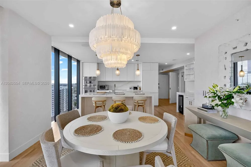 700 NE 24th St #3007 Miami, FL 33137