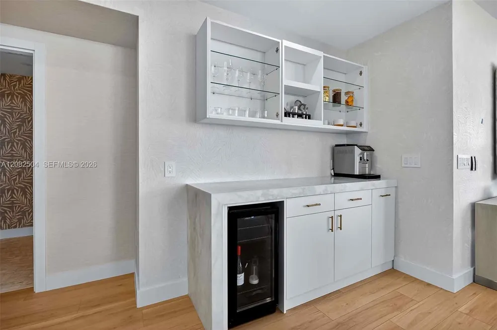 700 NE 24th St #3007 Miami, FL 33137