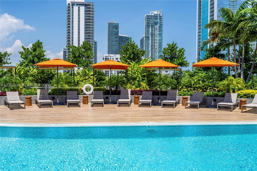 700 NE 24th St #3007 Miami, FL 33137