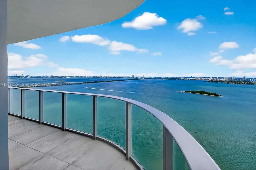 700 NE 24th St #3007 Miami, FL 33137