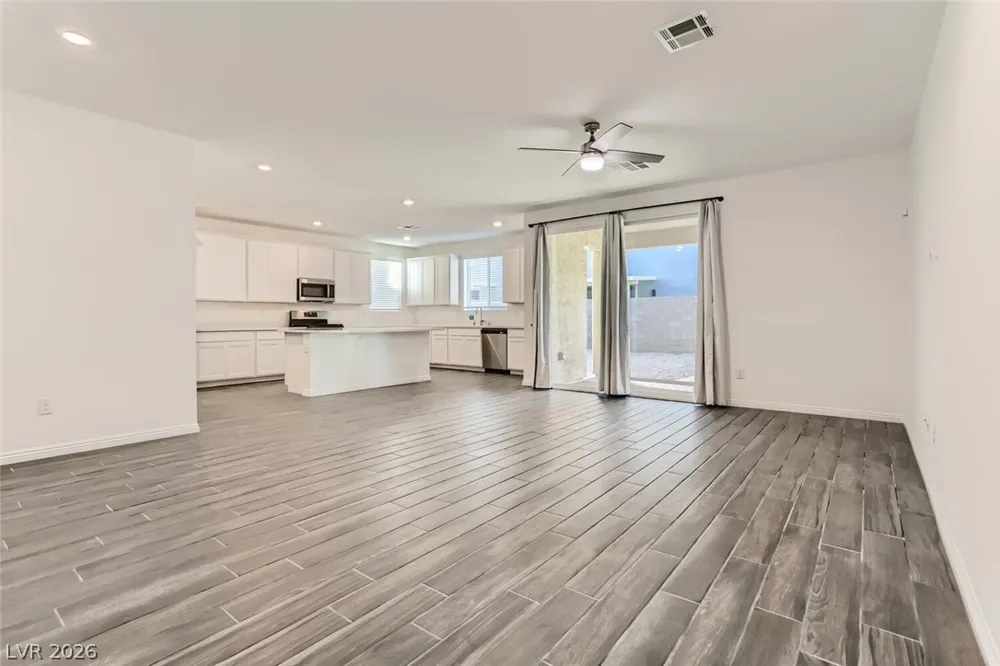 4208 Bayley Skye Las Vegas, NV 89141