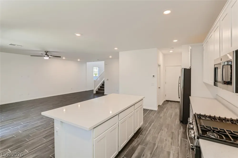 4208 Bayley Skye Las Vegas, NV 89141