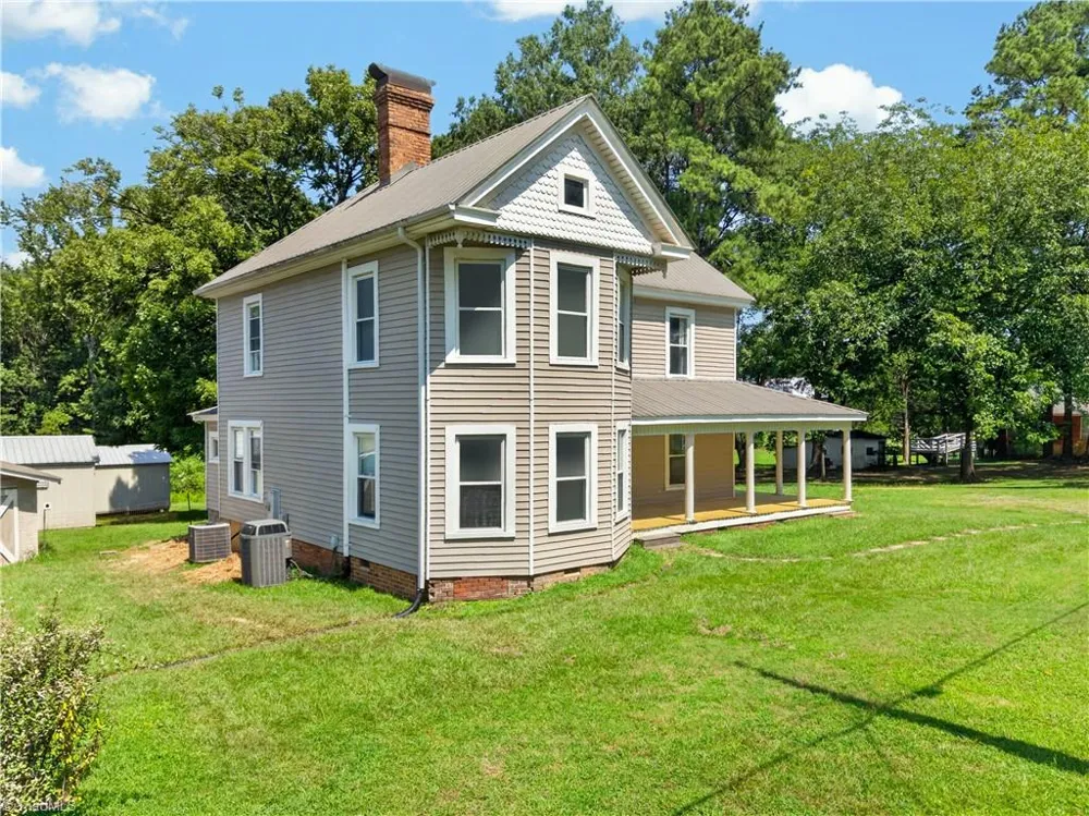 140 Harper Street Star, NC 27356