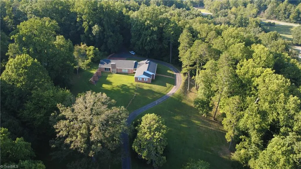 143 James Street Elkin, NC 28621
